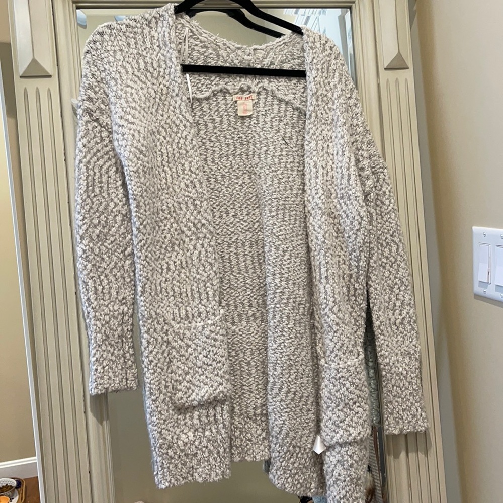 SWEATER CARDIGAN
